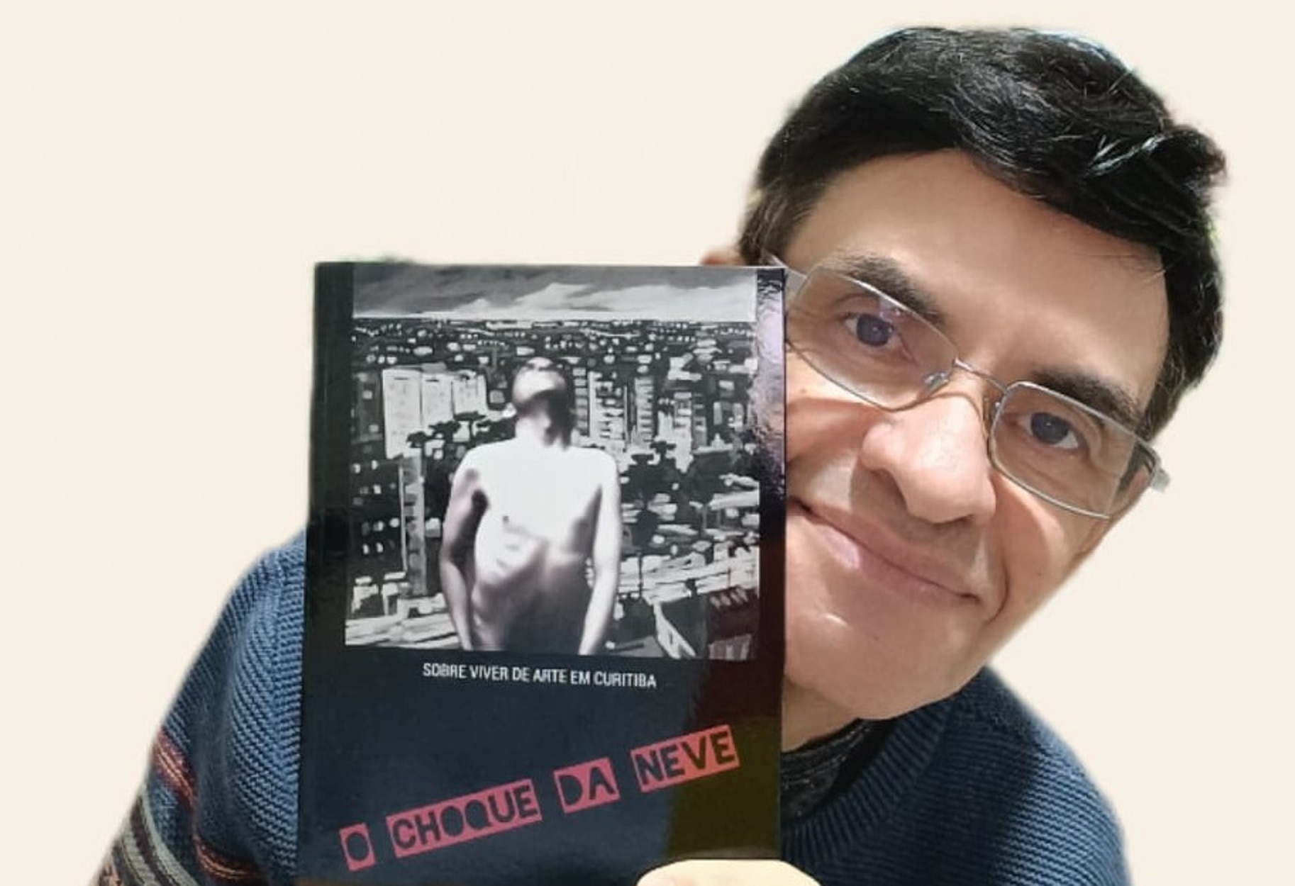 Escritor e artista paranaense lança livro autobiográfico e exposição artística em Cascavel