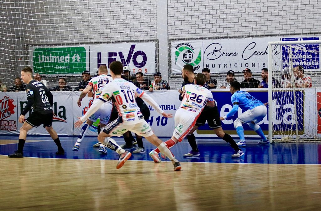 Cascavel Futsal é derrotado pelo Esporte Futuro e perde invencibilidade de 14 jogos