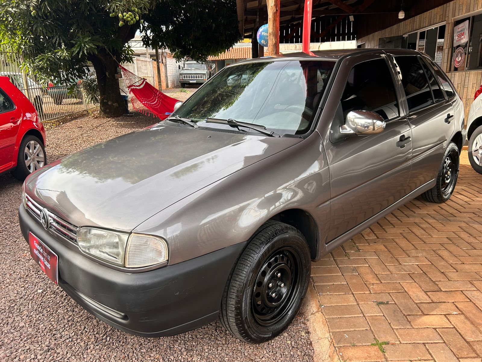 Veículo Gol, placas CHH-5023, é furtado em pátio de igreja no bairro Santa Cruz Veículo Gol, placas CHH-5023, é furtado em pátio de igreja no bairro Santa Cruz