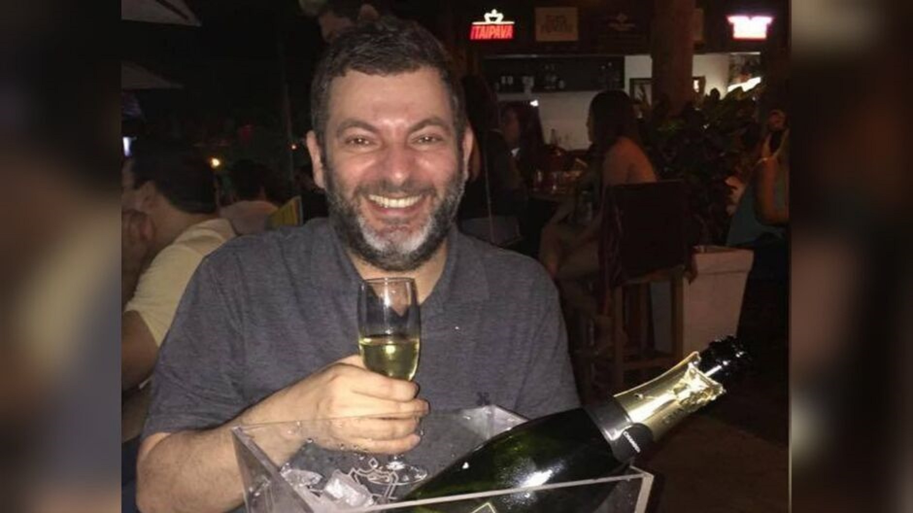 Cirurgião André Afif Elossais morre após queda do sexto andar de hospital