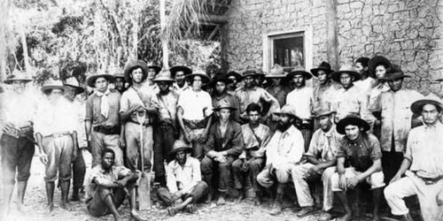 Exposição na Alesp lembra os 100 anos da Coluna Prestes Imagem referente a Exposição na Alesp lembra os 100 anos da Coluna Prestes