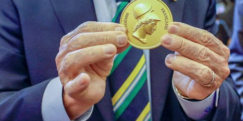 Lula é o 20º chefe de Estado homenageado pela Academia Francesa Imagem referente a Lula é o 20º chefe de Estado homenageado pela Academia Francesa