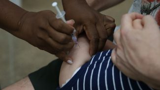 Casos de síndrome respiratória em idosos e crianças continuam em alta