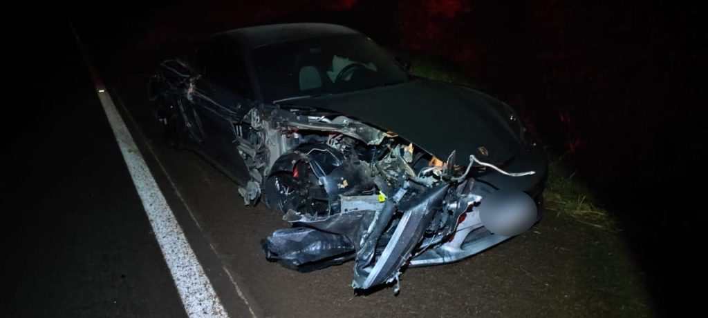 Porsche se envolve em colisão na rodovia de Assis Chateaubriand no Paraná