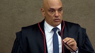 Ministro nega pedido de Bolsonaro para adiar ação sobre trama golpista