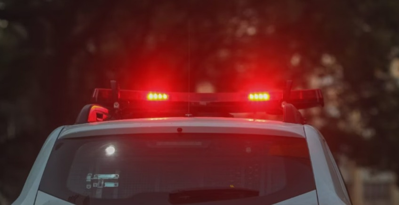 Dois jovens são brutalmente assassinados com mais de 20 tiros