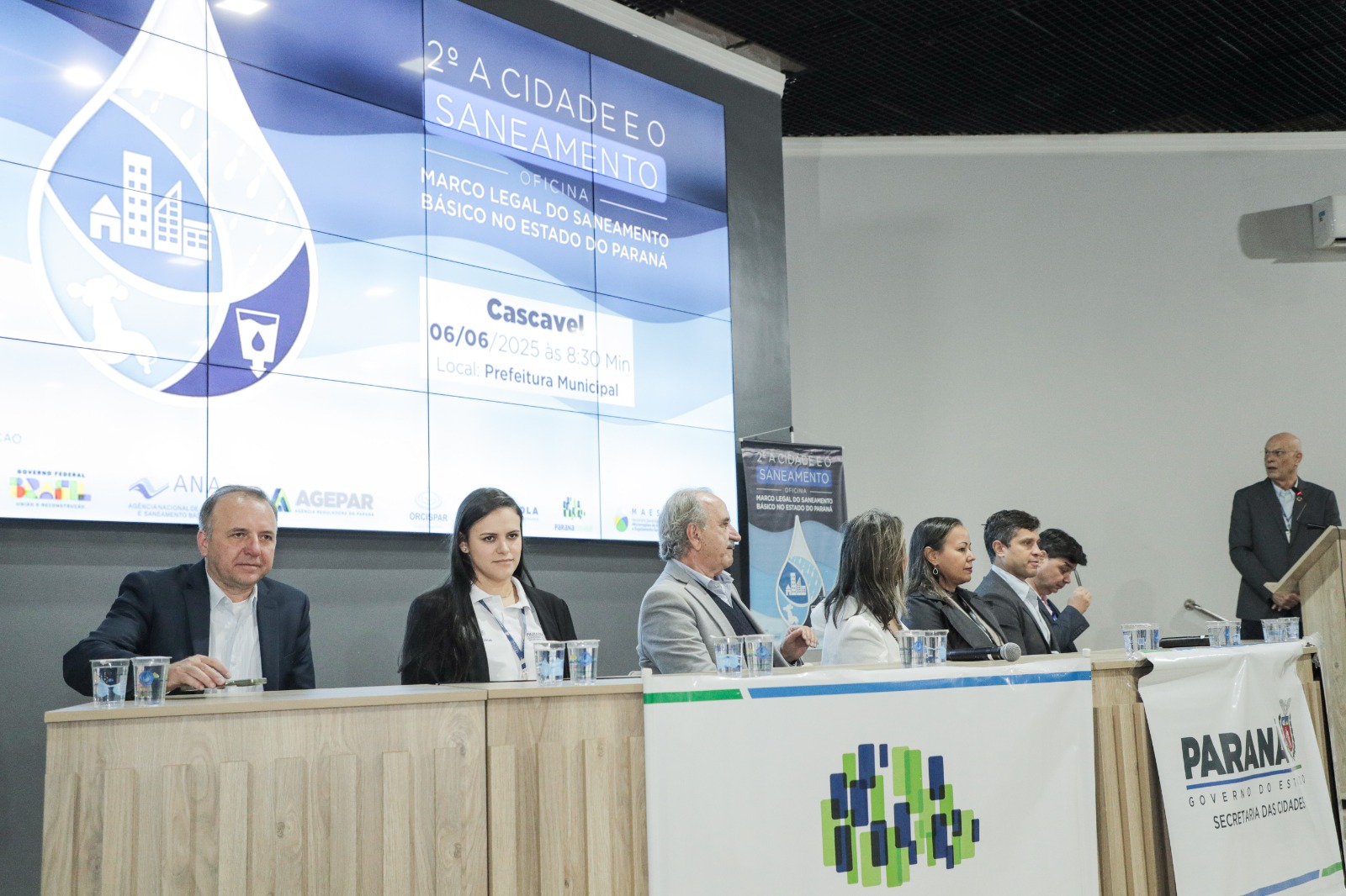 Autoridades nacionais, estaduais e municipais debatem regionalização do saneamento em Cascavel Autoridades nacionais, estaduais e municipais debatem regionalização do saneamento em Cascavel