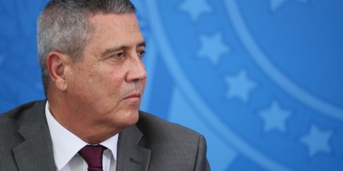 Defesa de Braga Neto rejeita transmissão de interrogatórios na TV Imagem referente a Defesa de Braga Neto rejeita transmissão de interrogatórios na TV
