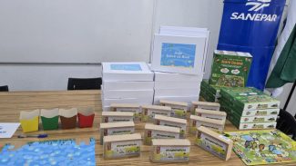 Sanepar entrega para escolas de Apucarana material pedagógico com enfoque ambiental