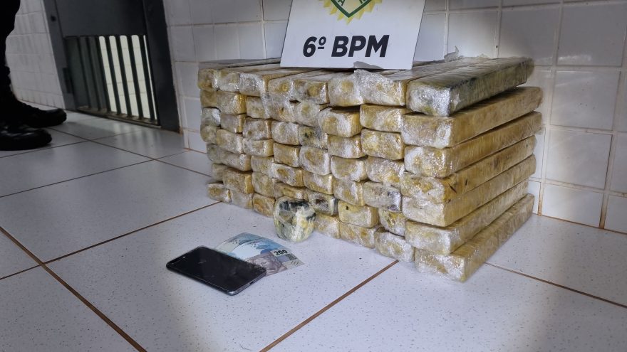 Droga na bagagem: Adolescente é apreendido com 41 kg de maconha na rodoviária de Cascavel