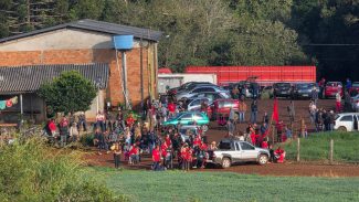 Fazenda ocupada por cerca de 250 pessoas em Quedas do Iguaçu mobiliza forças de segurança de Cascavel