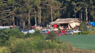 Polícia Civil emite nota sobre invasão em Quedas do Iguaçu Polícia Civil emite nota sobre invasão em Quedas do Iguaçu