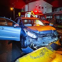 Imagem referente a Sem sinalização, HR-V fica destruído após atingir barricada no Brasmadeira