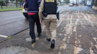 Motorista envolvido em acidente na Tancredo Neves é detido por embriaguez