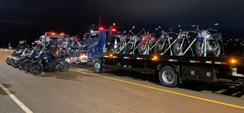 Guincho lotado: PM realiza operação de trânsito na Região Norte e confecciona 102 autos de infração Imagem referente a Guincho lotado: PM realiza operação de trânsito na Região Norte e confecciona 102 autos de infração