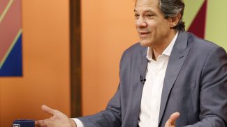 Governo prepara MP para recalibrar IOF e aumentar arrecadação