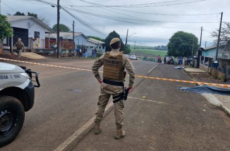 Duplo homicídio: Ex-marido mata mulher e companheiro na frente do filho Imagem referente a Duplo homicídio: Ex-marido mata mulher e companheiro na frente do filho