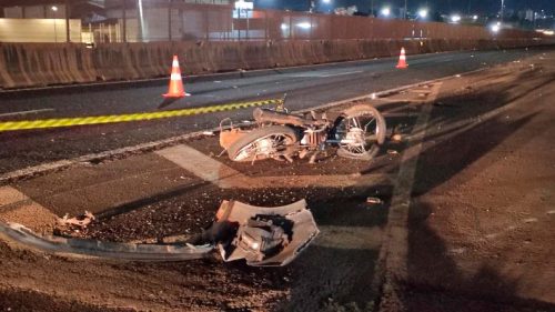 Acidente envolvendo motocicleta com placas de Cascavel resulta em dois mortos na BR-277 Imagem referente a Acidente envolvendo motocicleta com placas de Cascavel resulta em dois mortos na BR-277