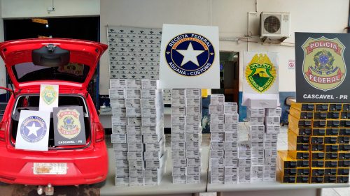 Ação integrada resulta na apreensão de 143 celulares sem nota fiscal em Cascavel Imagem referente a Ação integrada resulta na apreensão de 143 celulares sem nota fiscal em Cascavel