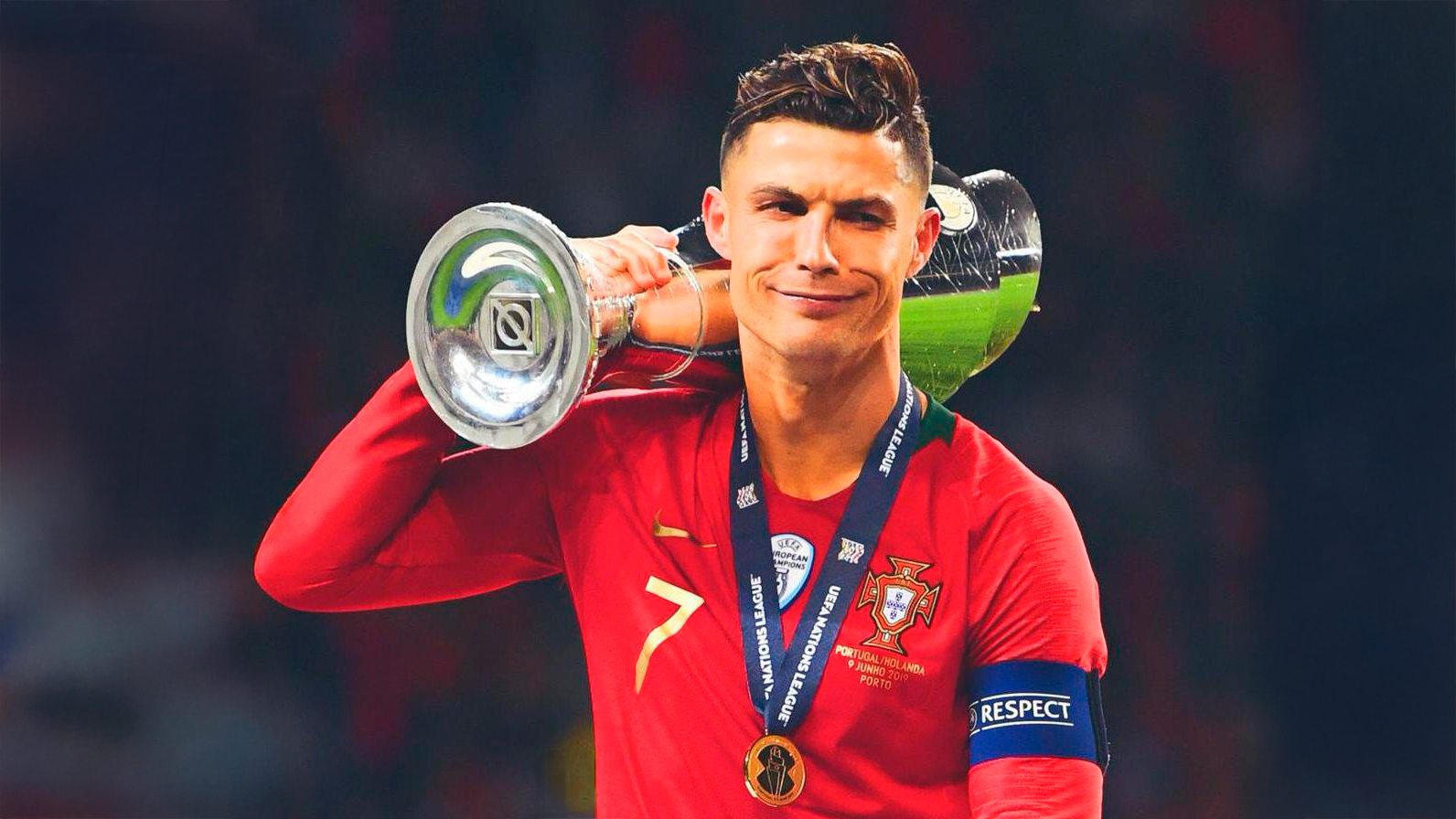 Cristiano Ronaldo jogou final lesionado: 'Pela seleção, se tivesse de partir uma perna, partia'