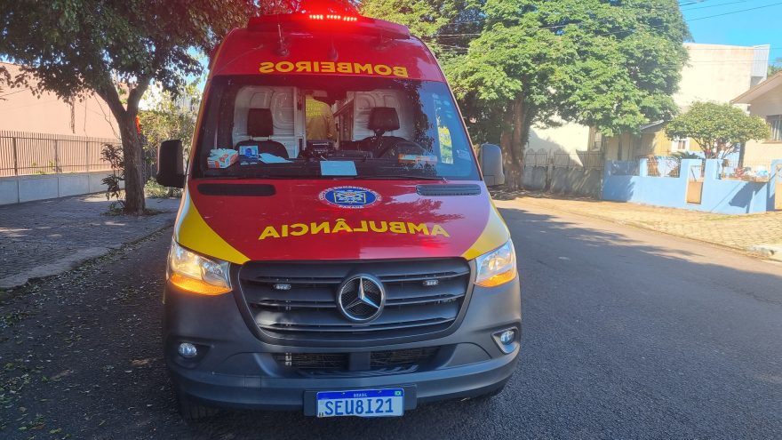 Idosa de 94 anos é socorrida pelo Siate em residência no Centro