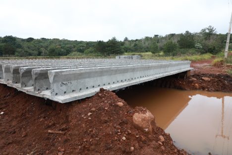 Obra da nova Ponte no Reassentamento São Francisco avança para levar mais mobilidade à área rural Obra da nova Ponte no Reassentamento São Francisco avança para levar mais mobilidade à área rural