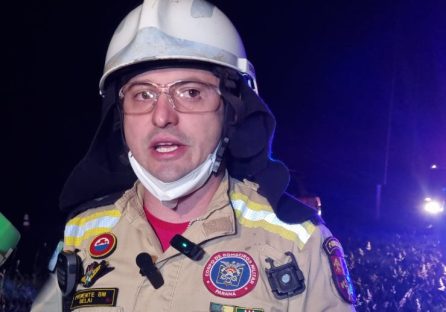 “A cinemática foi muito violenta”: Tenente dos Bombeiros detalha resgate de mãe e filho encarcerados Imagem referente a “A cinemática foi muito violenta”: Tenente dos Bombeiros detalha resgate de mãe e filho encarcerados