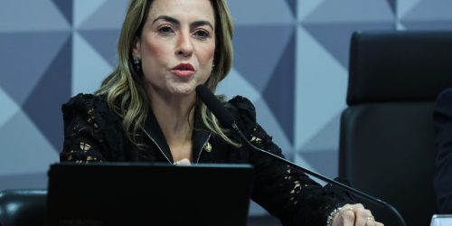 Relatora de CPI das Bets pede indiciamento de Virgínia e Deolane Imagem referente a Relatora de CPI das Bets pede indiciamento de Virgínia e Deolane