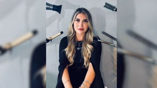 Empresária Daniela Ghizi de Jesus é morta a tiros pelo ex-companheiro na frente do filho de seis anos Imagem referente a Empresária Daniela Ghizi de Jesus é morta a tiros pelo ex-companheiro na frente do filho de seis anos