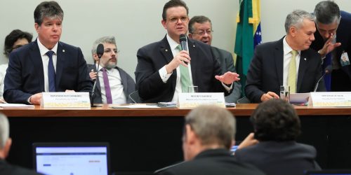 Wolney: descontos ilegais de pensões do INSS podem chegar a R$ 3 bi Imagem referente a Wolney: descontos ilegais de pensões do INSS podem chegar a R$ 3 bi