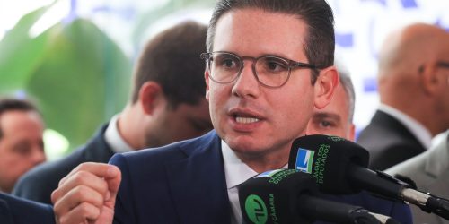 Motta diz que vai levar ao plenário perda do mandato de Carla Zambelli Imagem referente a Motta diz que vai levar ao plenário perda do mandato de Carla Zambelli