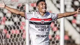 Pedro Severino recebe alta após 98 dias de tratamento