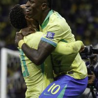 Imagem referente a Brasil vence primeira com Ancelotti e se classifica para Copa do Mundo