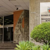 Imagem referente a Governo do Estado publica decreto que impõe corte de gastos da máquina pública