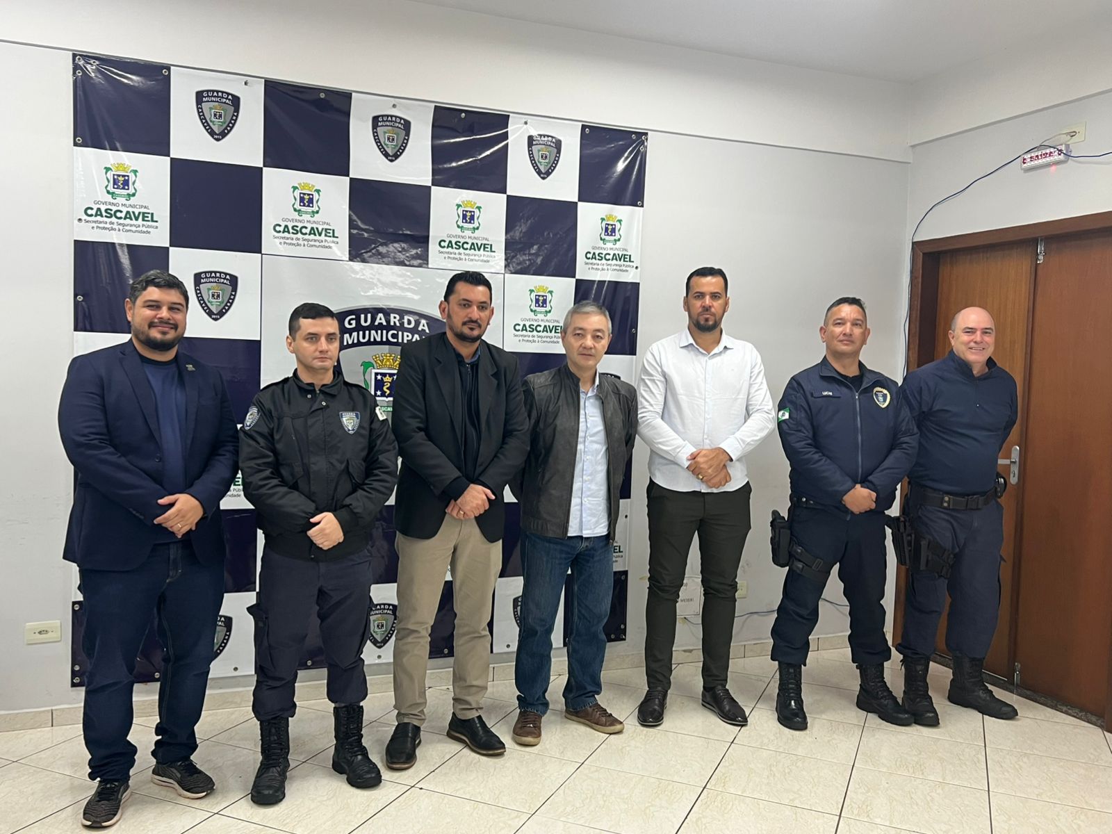 Parlamentares de Rondônia visitam Cascavel para conhecer modelo de atuação da GM e GCP