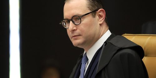Imagem referente a Zanin vota por responsabilizar redes sociais por postagens de usuários