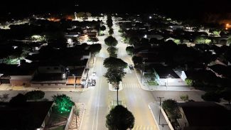 Troca de luminárias tradicionais por LED promove economia de 30% na iluminação pública dos municípios