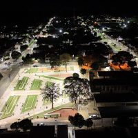 Imagem referente a Troca de luminárias tradicionais por LED gera economia de R$ 5,6 milhões para os municípios