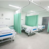 Imagem referente a Estado autoriza mais 77 leitos para atender pacientes de doenças respiratórias