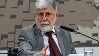 Brasil estuda medidas para romper relações militares com Israel