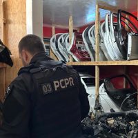 Imagem referente a PCPR apreende dezenas de peças veiculares em galpão de desmanche em Curitiba