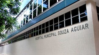 Unidades de saúde do Rio terão placas com textos críticos ao aborto