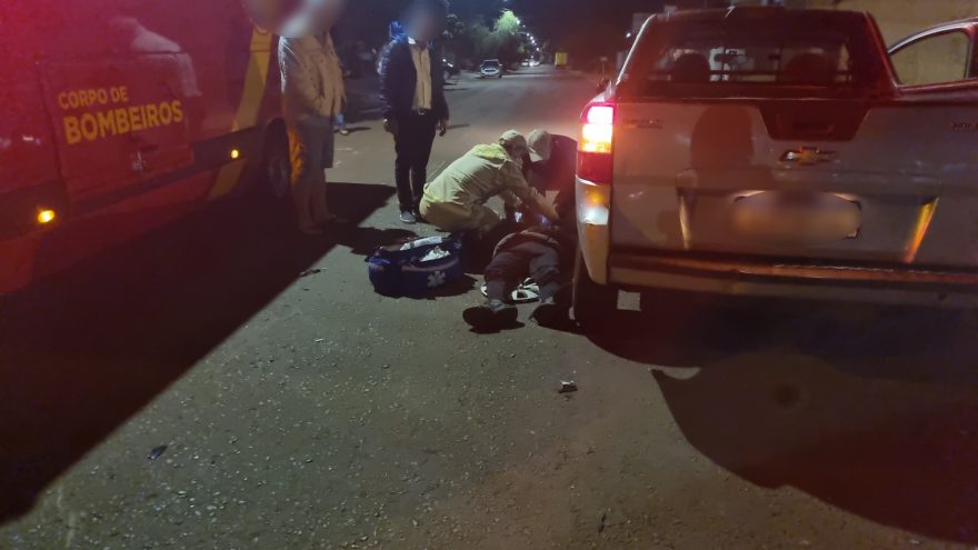 Motociclista bate contra Montana em cruzamento no Bairro Esmeralda