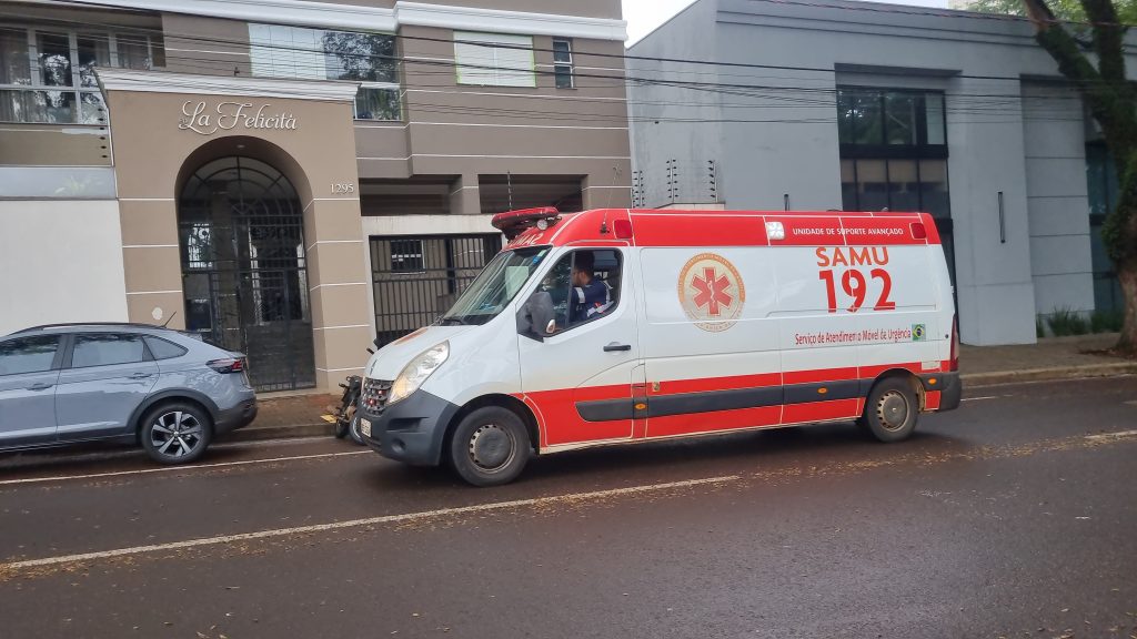 Idoso é socorrido pelo Samu após sonda se soltar em apartamento no Centro de Cascavel Idoso é socorrido pelo Samu após sonda se soltar em apartamento no Centro de Cascavel
