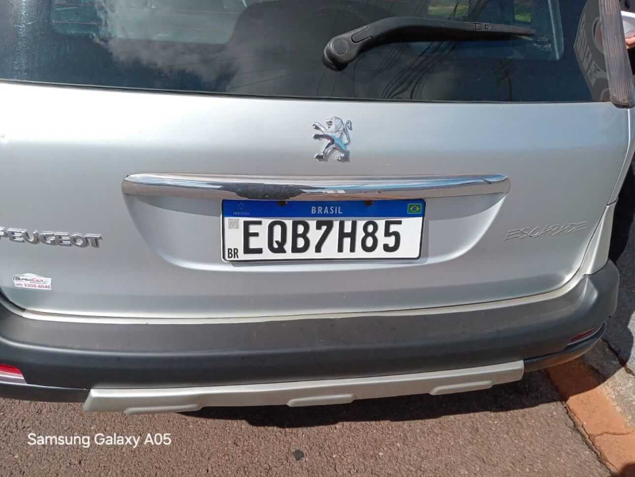 Foi perdido uma placa de Peugeot no bairro Turisparque
