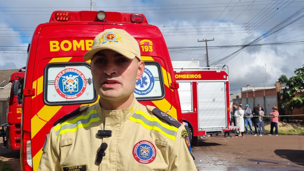Tenente do Corpo de Bombeiros detalha resgate após colisão no Cascavel Velho: vítimas desmaiaram após impacto Tenente do Corpo de Bombeiros detalha resgate após colisão no Cascavel Velho: vítimas desmaiaram após impacto