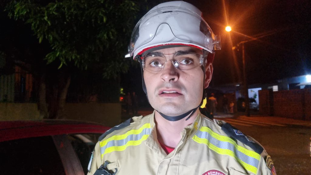 “Provavelmente está em estado grave”, diz oficial dos Bombeiros sobre criança ejetada em acidente