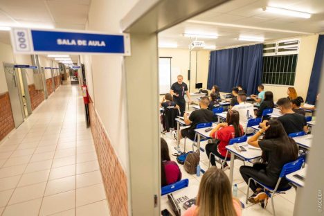 Governo do Paraná nomeia 115 novos servidores para universidades estaduais Imagem referente a Governo do Paraná nomeia 115 novos servidores para universidades estaduais