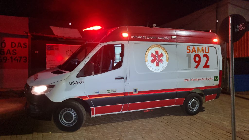 Mulher é socorrida pelo Samu após tentativa de suicídio em Cascavel