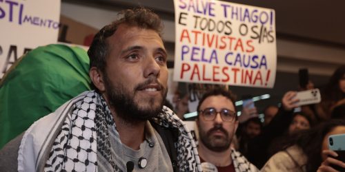 Ativistas preparam “missão maior” à Faixa de Gaza, diz Thiago Ávila Imagem referente a Ativistas preparam “missão maior” à Faixa de Gaza, diz Thiago Ávila
